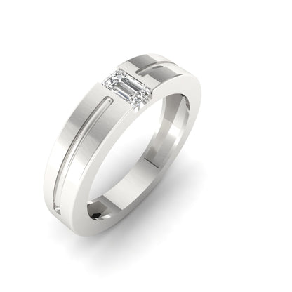 Modern Men's Ring with Emerald Diamond